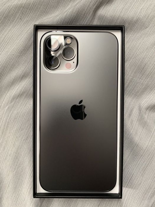 Продаю Iphone 12 Pro 128 ГБ графит