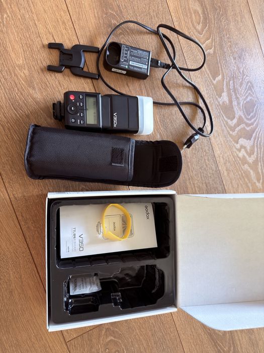 Bliț flash Godox V350s, pentru Sony, ca nou