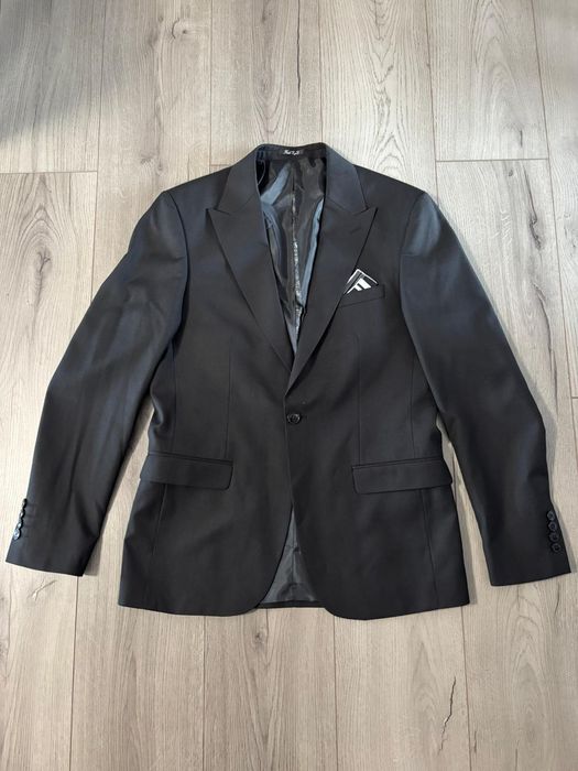 Costum pentru băieți, majorat