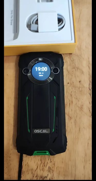 Продам телефон oskal pilot 2