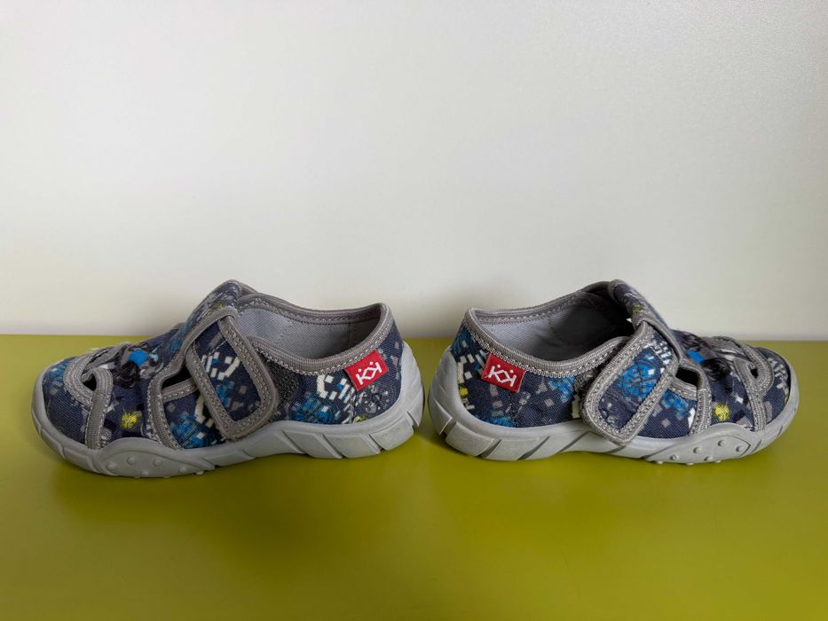 Детски пантофи Колев и Колев