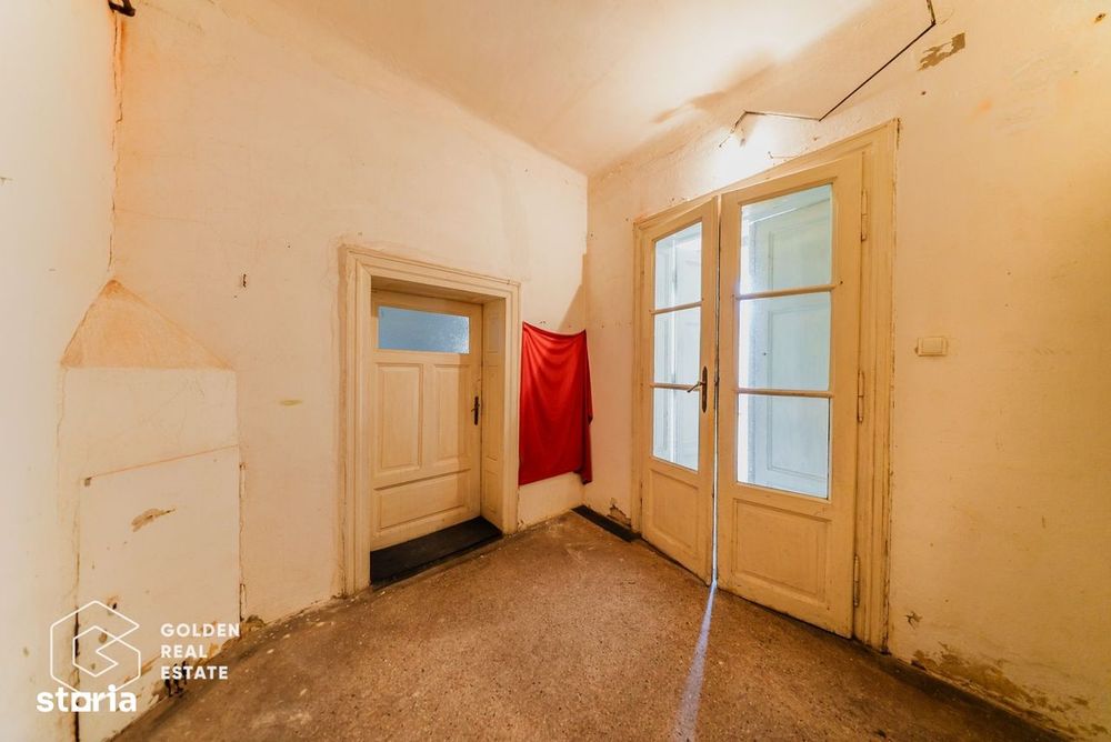 4 Camere la casă, 215mp+261mp teren, str Preparandiei