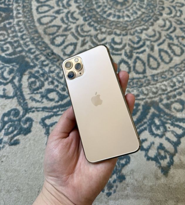 Айфон 11 про   обмен тек  сатылмаит