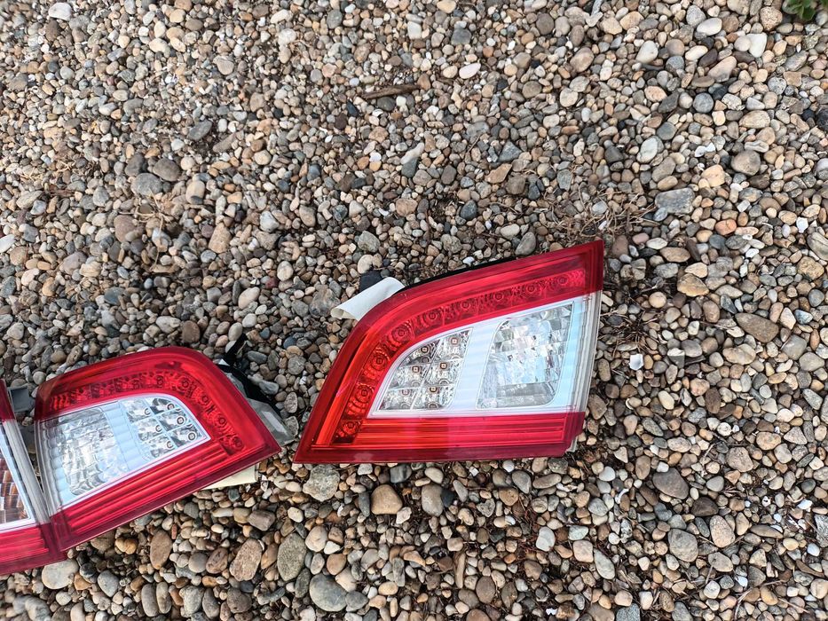 ляв и десен вътрешен външен стоп за пежо 508 комби 10-18 PEUGEOT 508