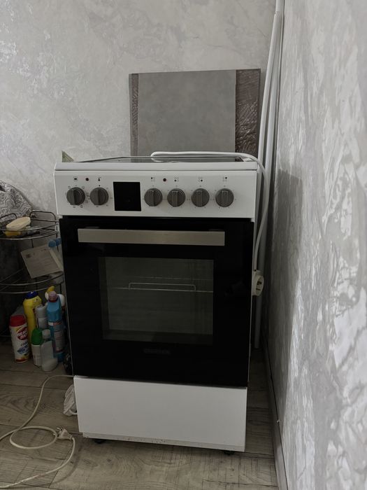 Плита с духовкой
