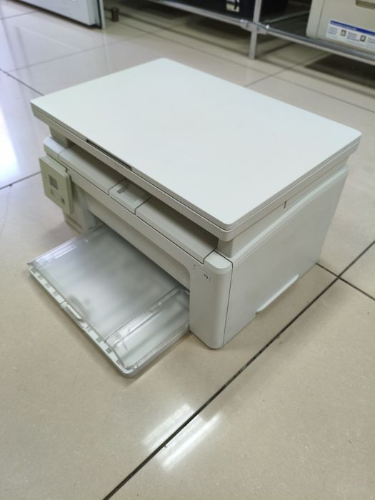 Продам принтер МФУ HP M130A.
