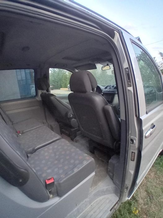 Vând Mercedes vito pentru dezmembrare