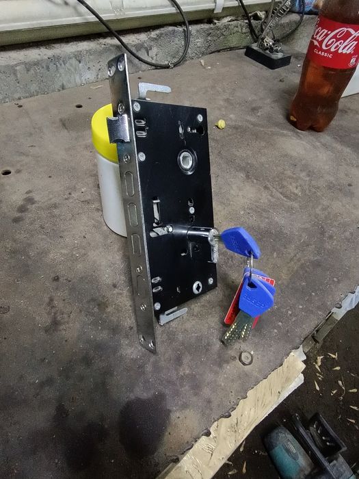 Новый дверной замок