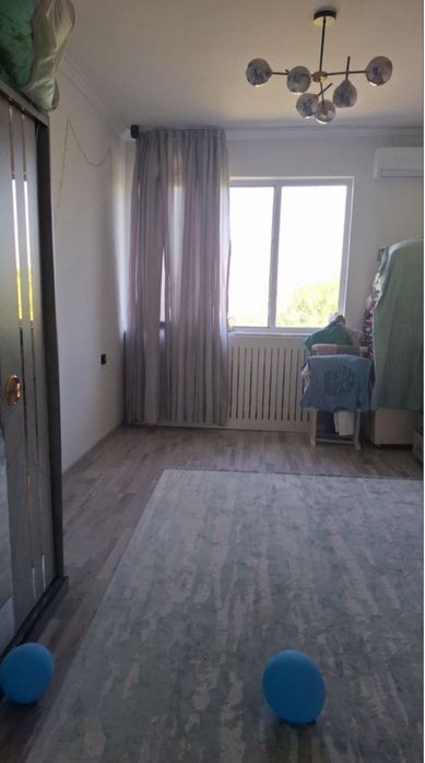 2/5/5 Максим горький Художник