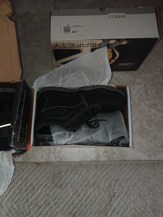 Bocanci si pantaloni muncă