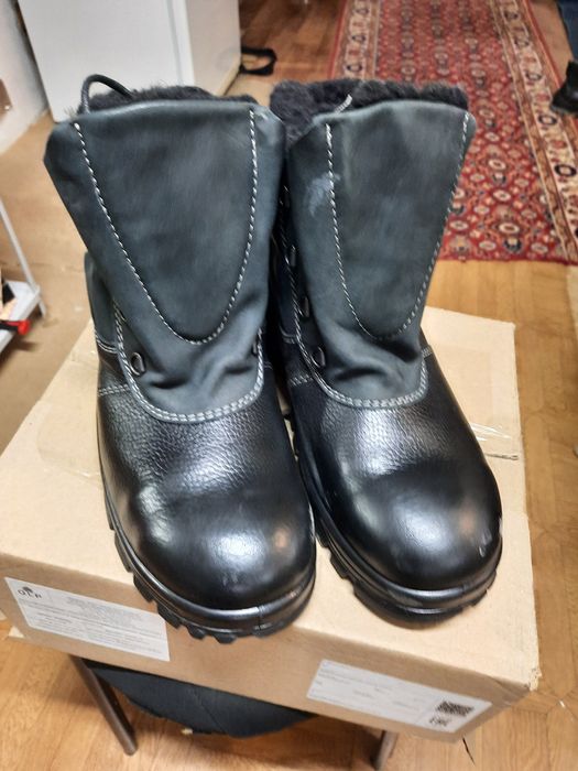 Ботинки  рабочие 44 размер