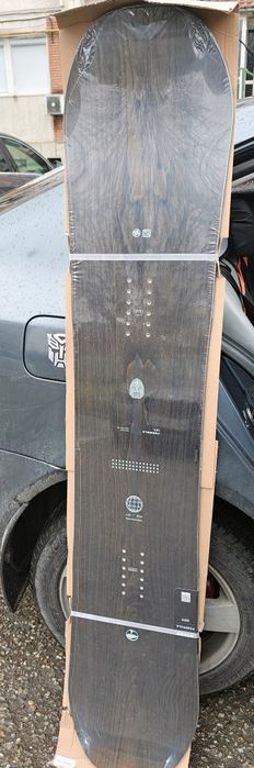 Vand snowboard arbor NOU