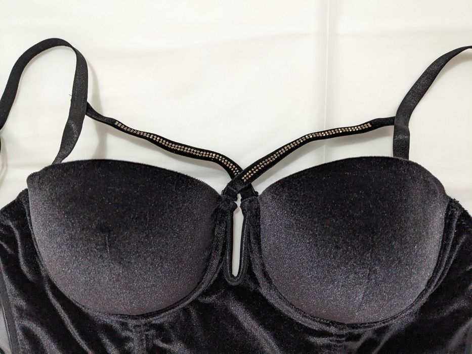 Bustieră corset Penti, catifea neagră cu strasuri pe bretele 80B, nouă