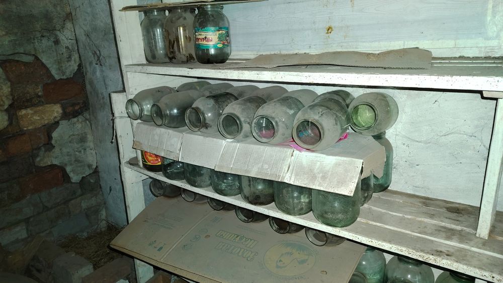 Продам банки 3-х литровые
