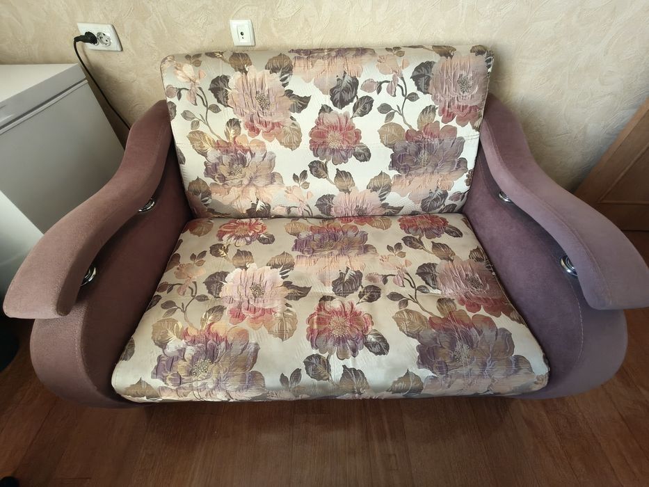 Диван-кровать продам