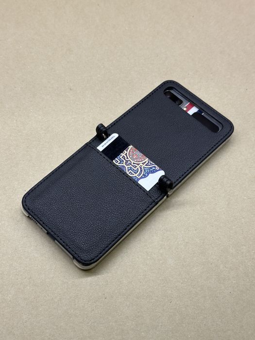 Samsung z flip чехол