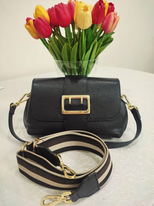 Продам сумочку кожаную