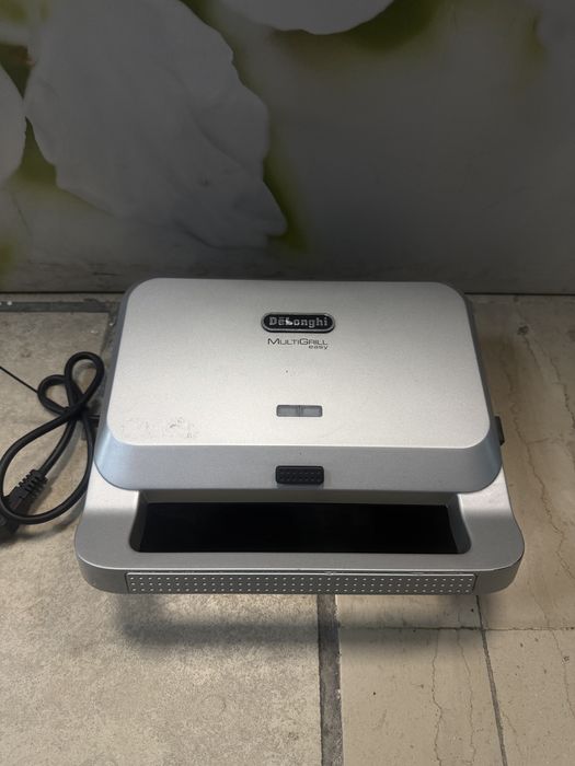 Многофункционален грил Delonghi Easy