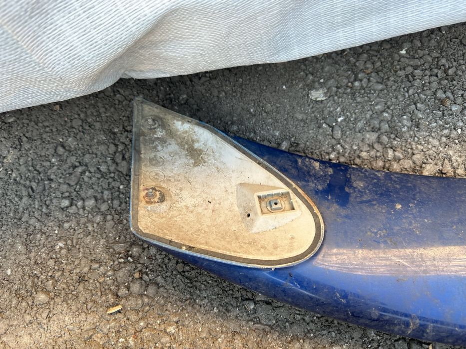 Faruri xenon mazda 6 +eleron