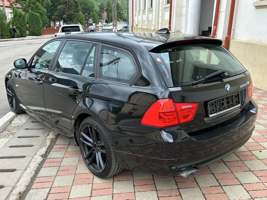 BMW 3 Series 2010 — imagine 3