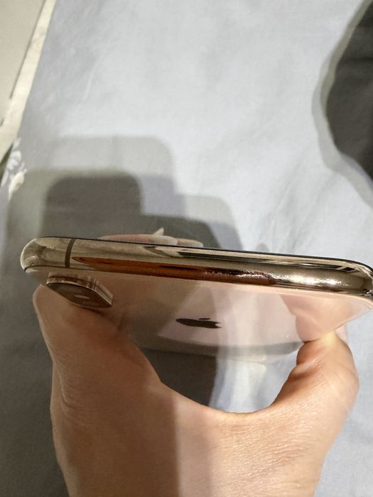 Продам свой iPhone XS Max