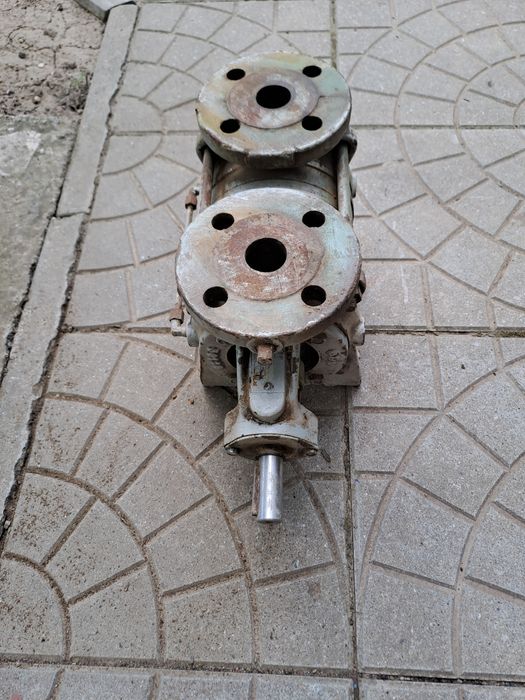 Pompă apă lotru  cerna