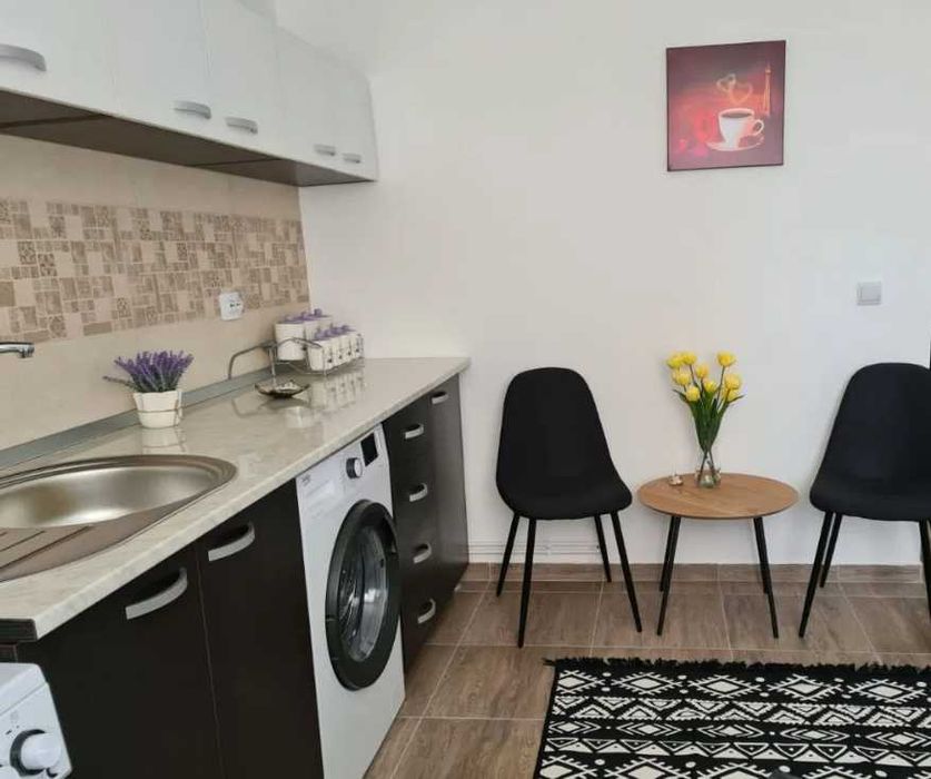 Дава се под наем Едностаен апартамент в Пловдив, Каменица 2 - 48 кв.м за 183.6 € - Снимка #2