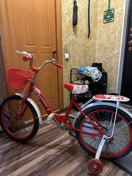 Детскии велосипед для девочек