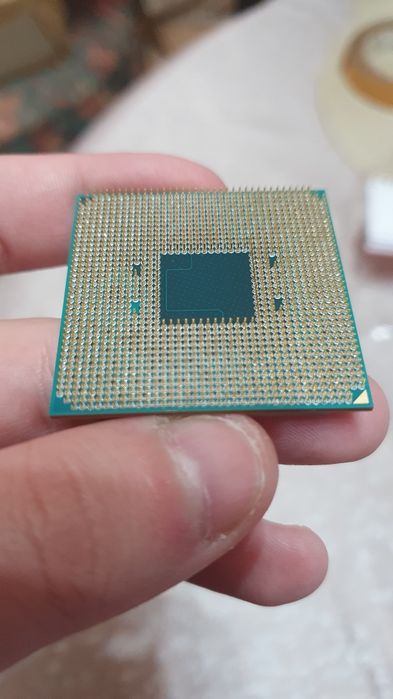 Procesor AMD Ryzen 5 2400G BOX