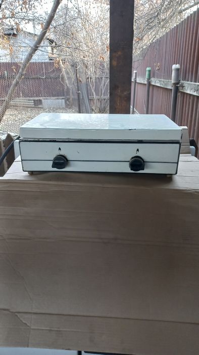 Продам    Газовую    плиту.