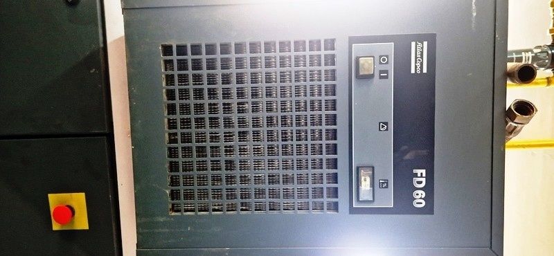 Бутален компресор 1000 лт + 2 мт по 5,5кв + Ел табло