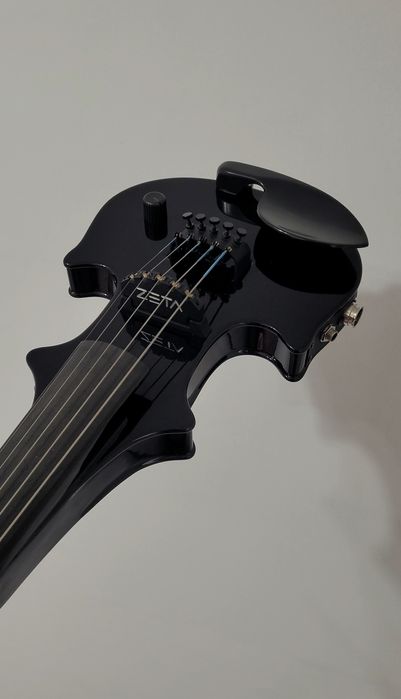 Vioara Zeta 5 corzi placa originala Jlp