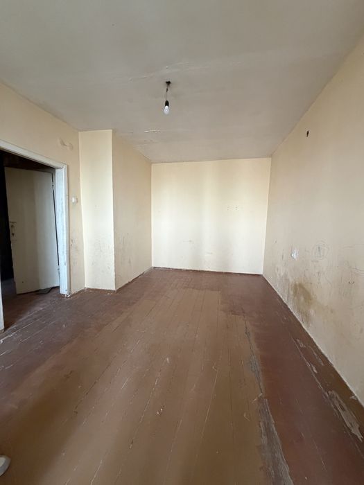 Kvartira sotiladi Vasxod