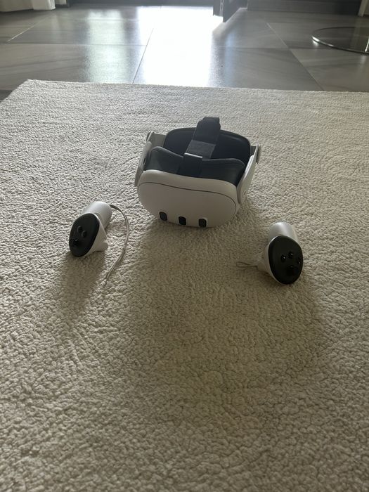 Meta Quest 3 VR + controllere+suport+cablu+geanta