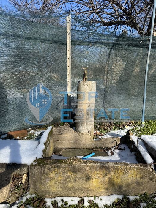 Къща в близост до центъра на село Правда, област Велико Търново