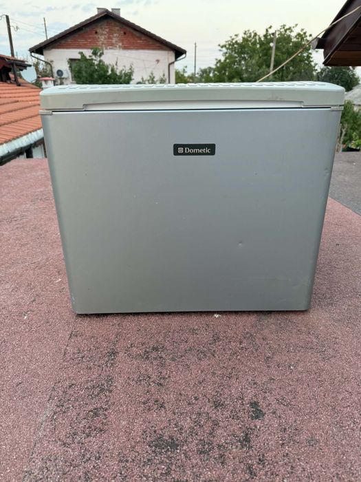 Хладилник  Domitec RC 1200EGP на газ 12/220V
