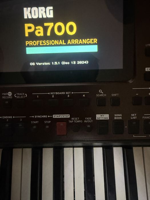 Korg pa 700 stare impecabilă!