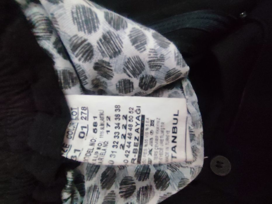 продам школьные брюки