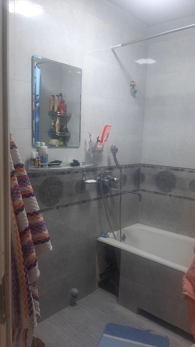 Izza bitonkada dom sotiladi