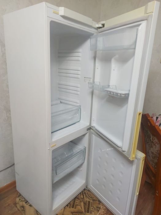 Продам холодильник.