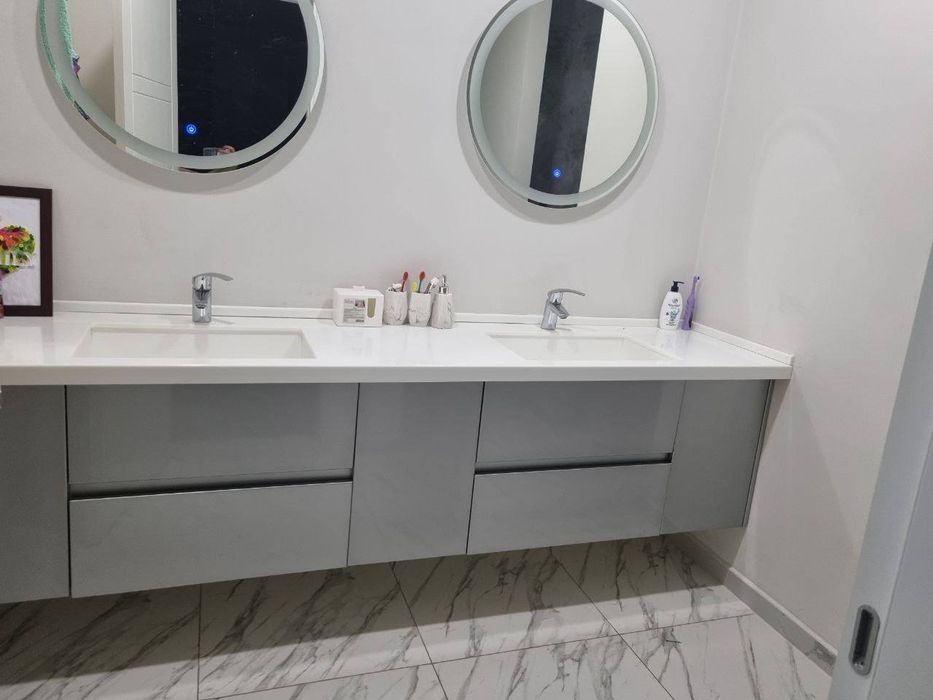 Евро дом под офис клинику  и т.д  3 уровня 650 м2