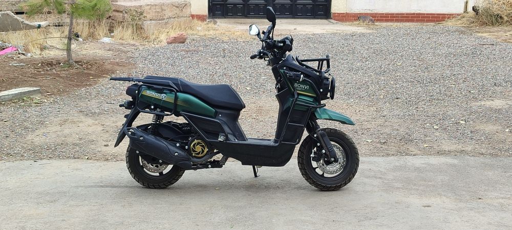 Скутер танк Bonvi 150 kub