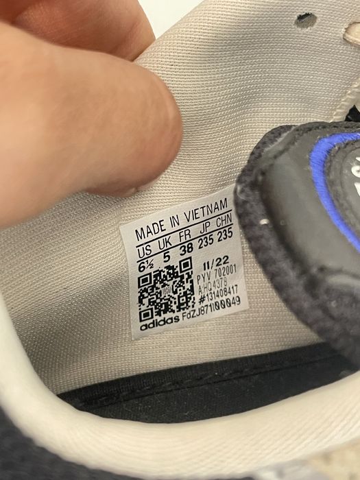 Маратонки adidas originals