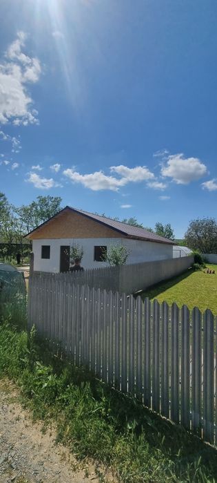 Vând, construim case modulare