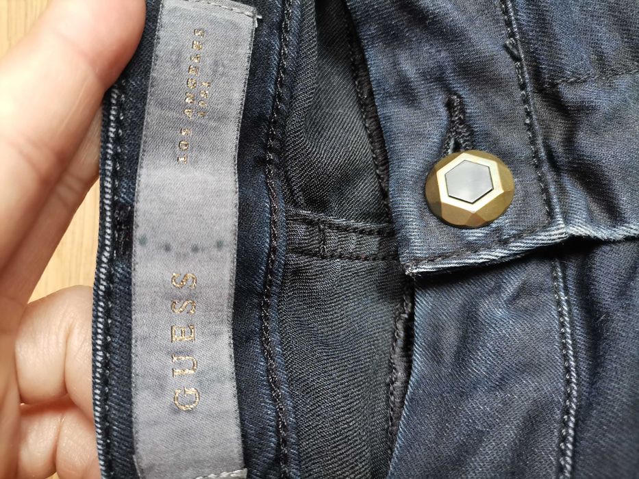 Дамски дънки Guess. Размер 36
