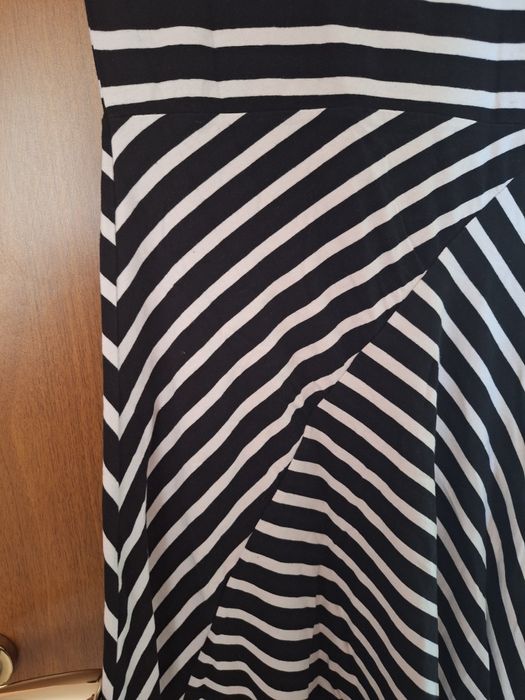 Дълга рокля Rezerved