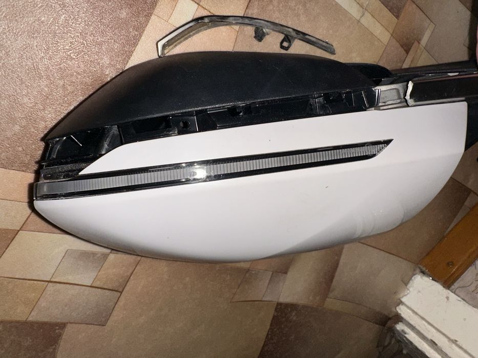 Зеркало на Tucson 2024