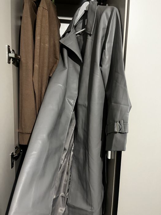 Тренч серый хорошего качества