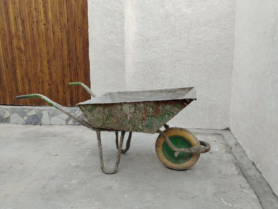 Тачка тележка для стройки