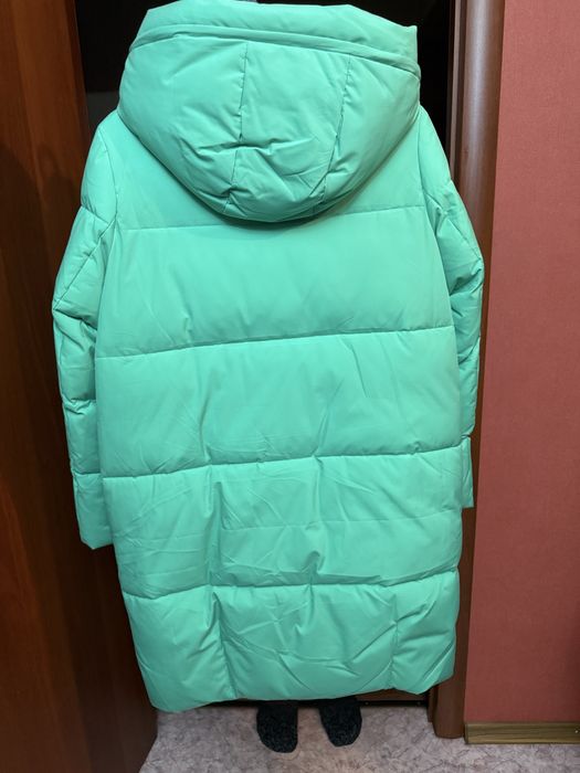 Продам зимний пуховик